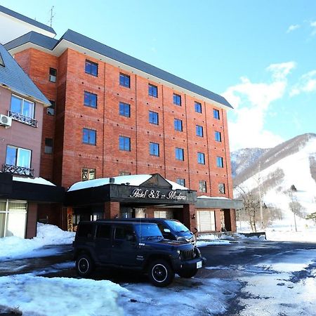 Hotel Silk Inn Madarao Iiyama Bagian luar foto