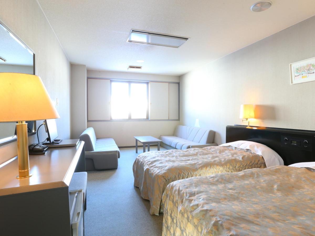 Hotel Silk Inn Madarao Iiyama Bagian luar foto